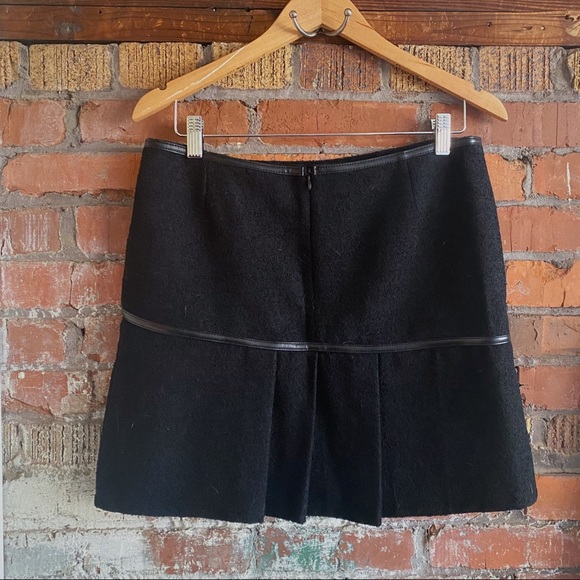 Comptoir Des Cotonniers Wool Pleated Drop-Waist Tulip Style Mini Skirt - Picture 4 of 7